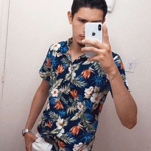 Meet your Posher, Diego